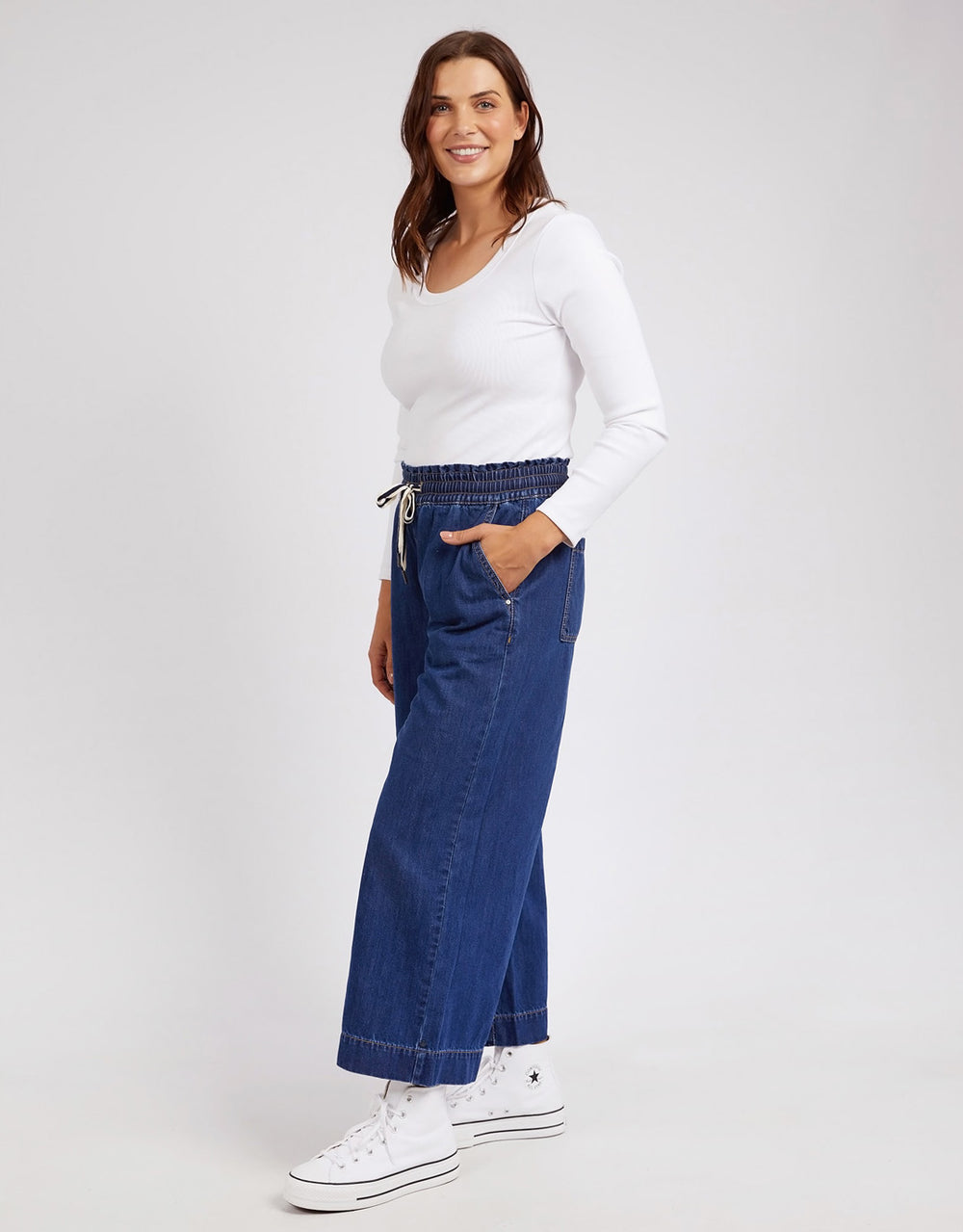 elm-greta-wide-leg-pant-mid-blue-wash-womens-clothing