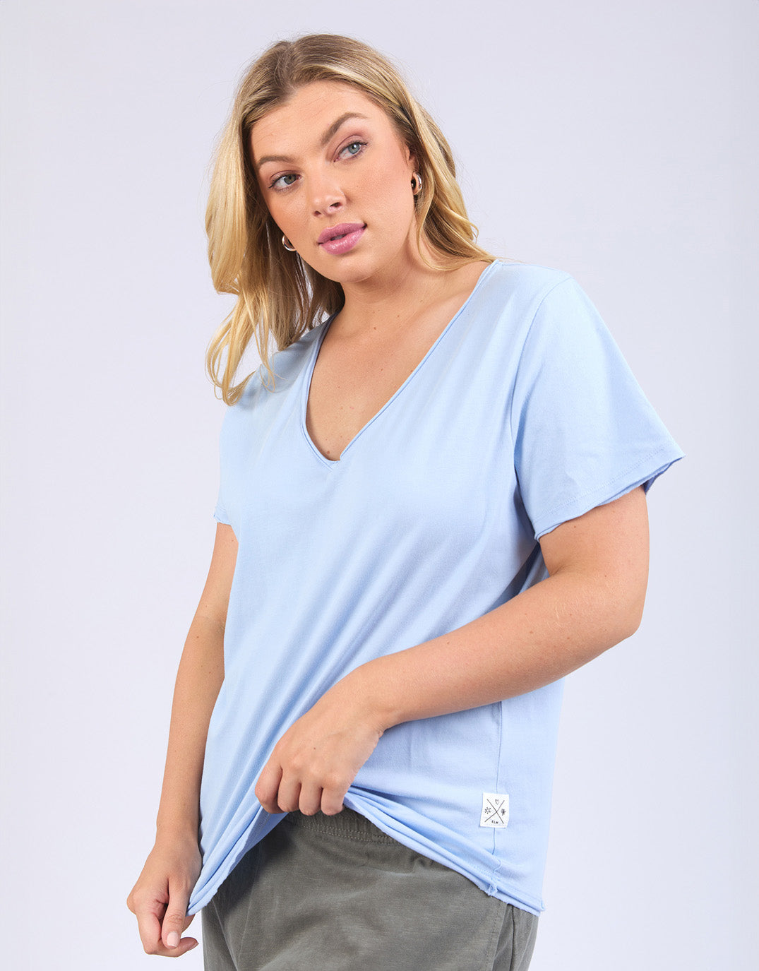 elm-pima-vee-tee-dream-blue-womens-clothing