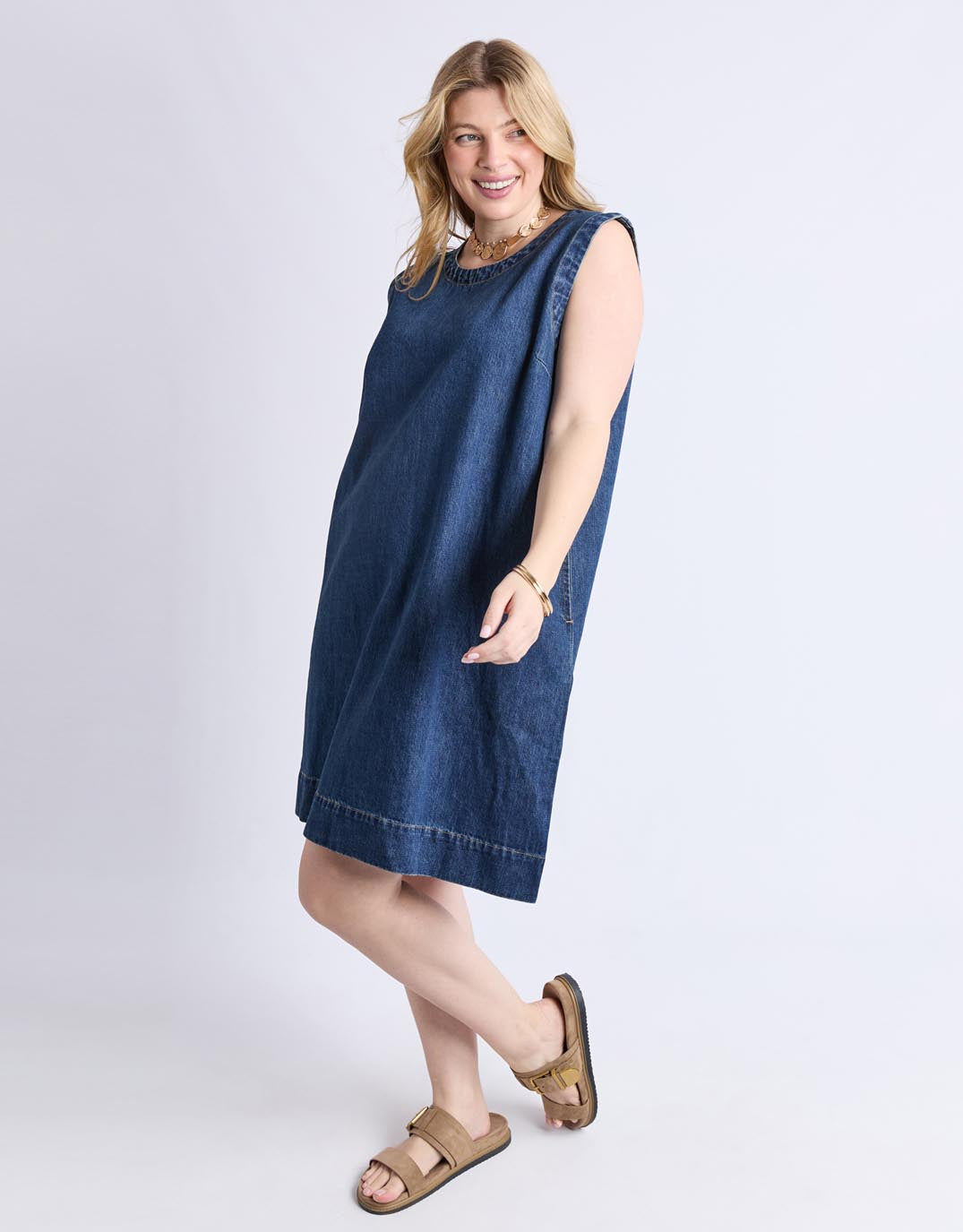 elm-sonny-denim-dress-dark-blue-womens-clothing