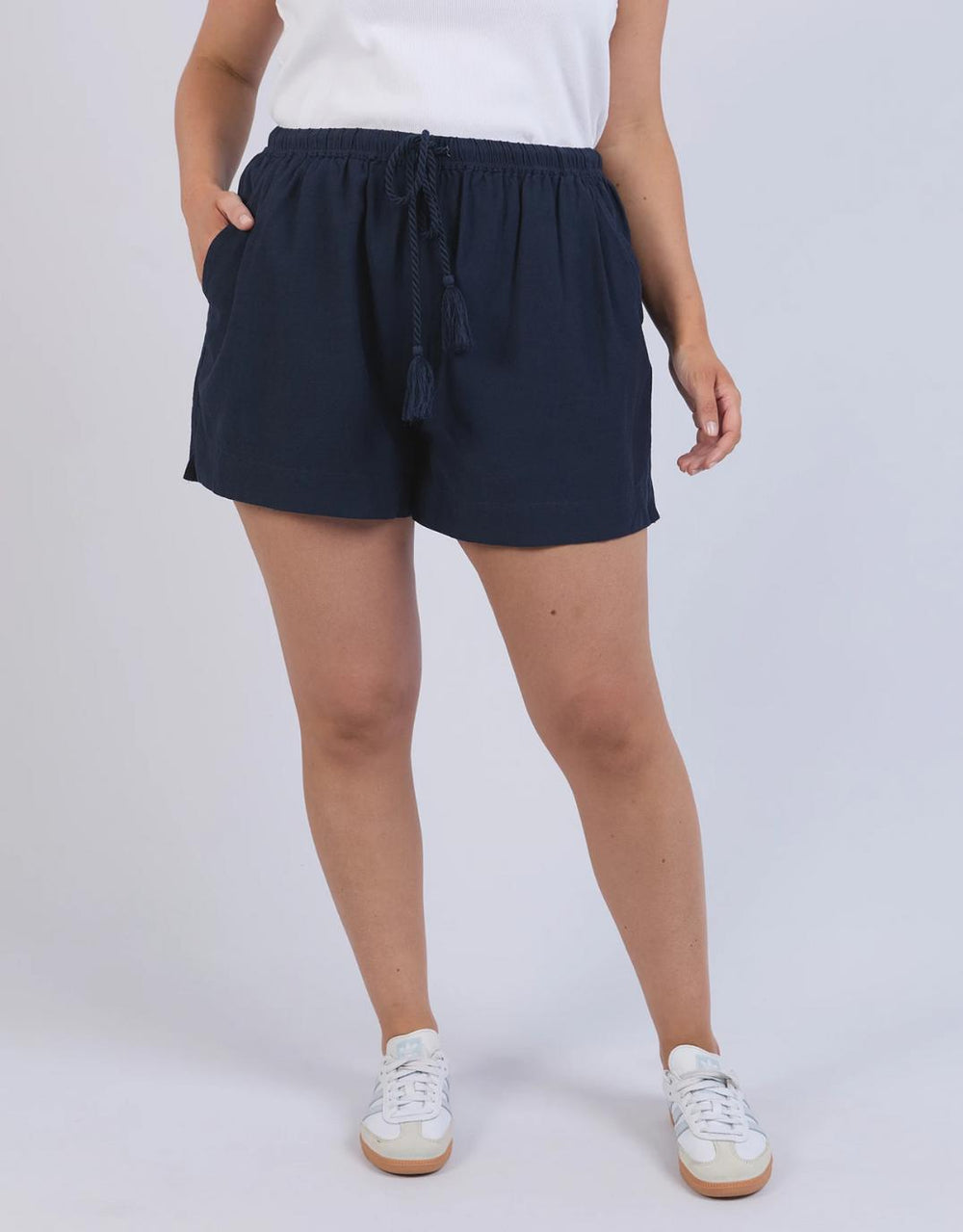 elm-stevie-short-dark-sapphire-womens-clothing