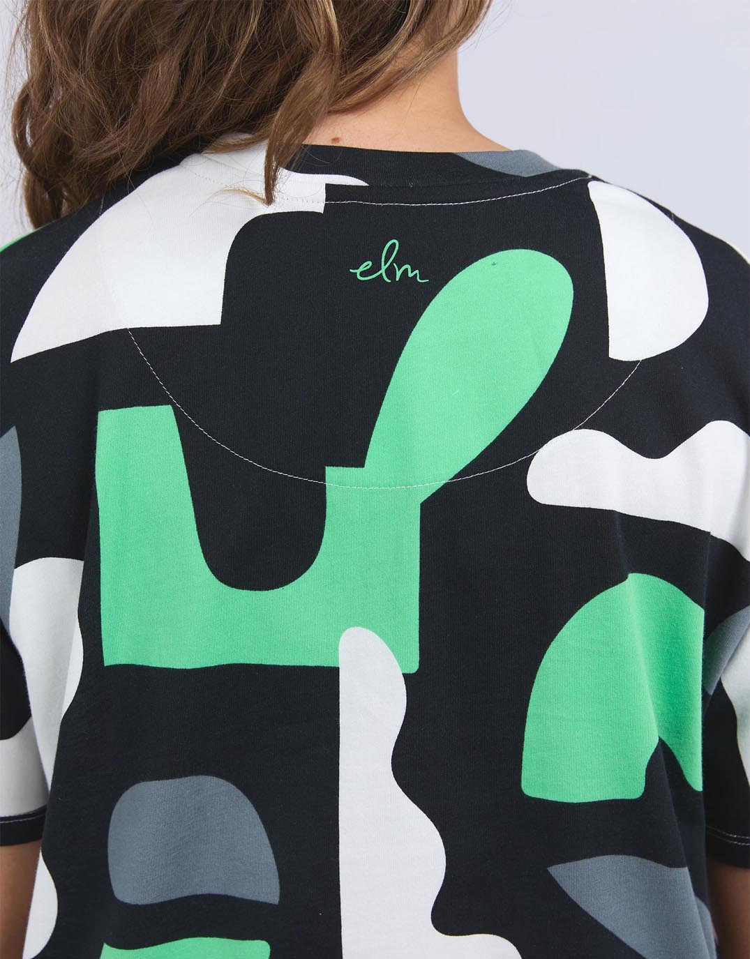 elm-stijl-tee-abstract-yardage-print-womens-clothing