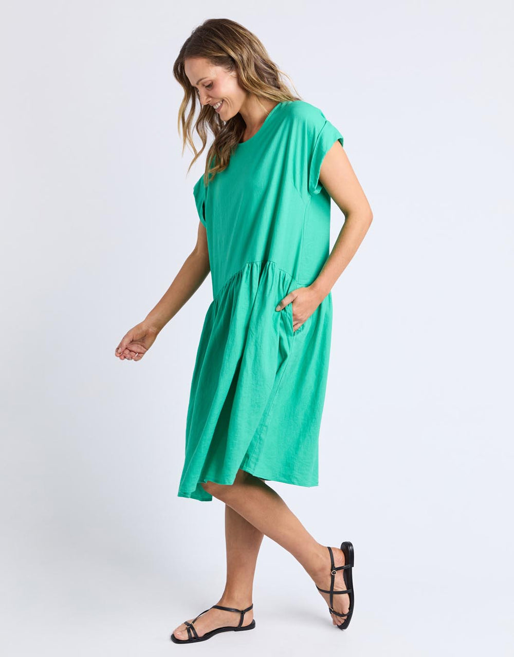 elm-sunset-hour-solid-dress-dress-gumdrop-green-womens-clothing