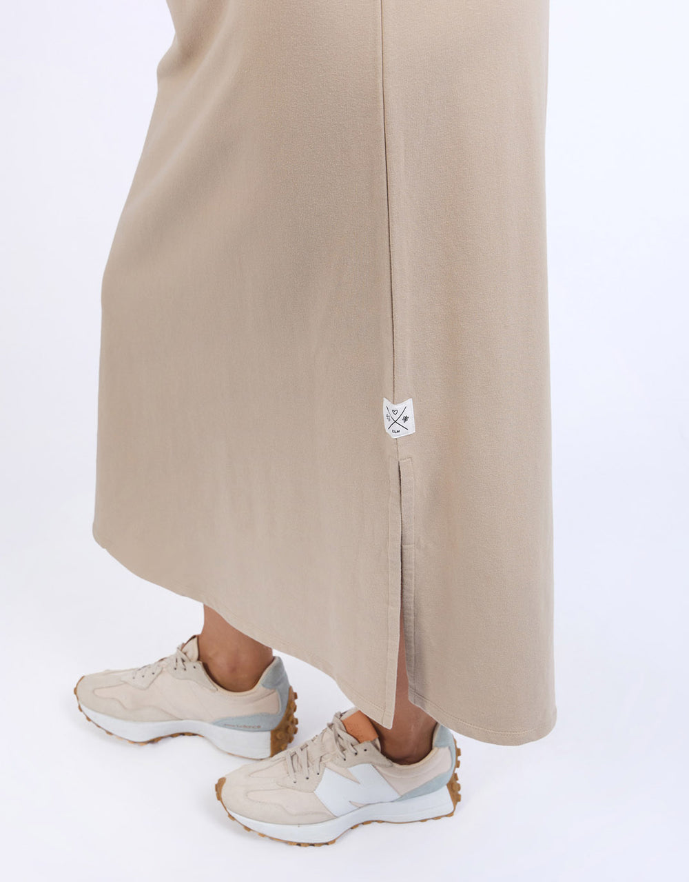 elm-travel-skirt-latte-womens-clothing