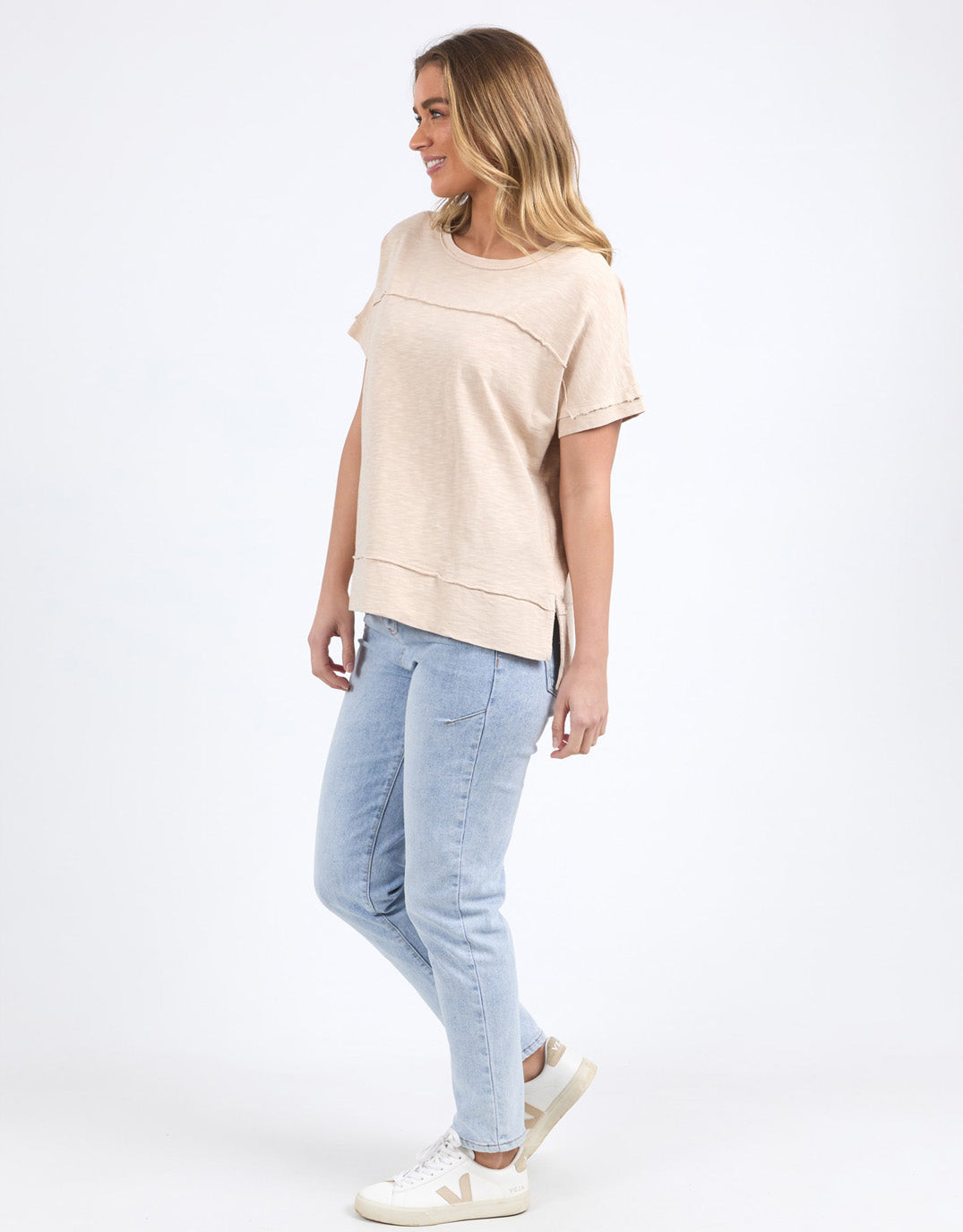 foxwood-allison-tee-oat-womens-clothing