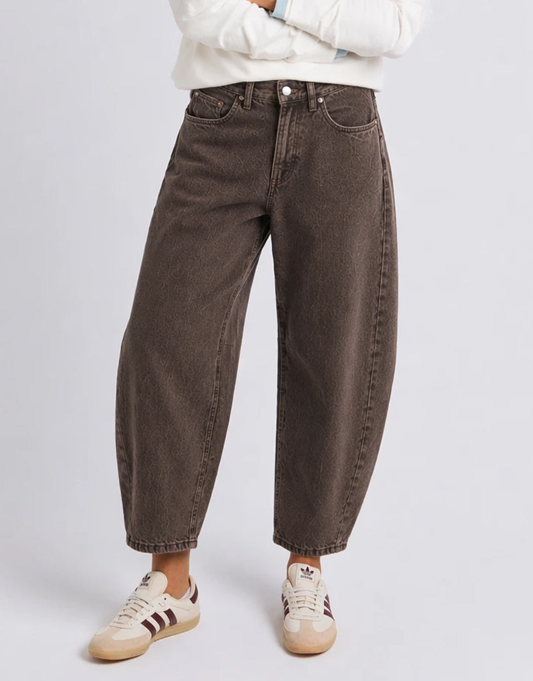 Atticus Barrel Jean - Chocolate