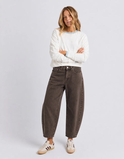 Atticus Barrel Jean - Chocolate
