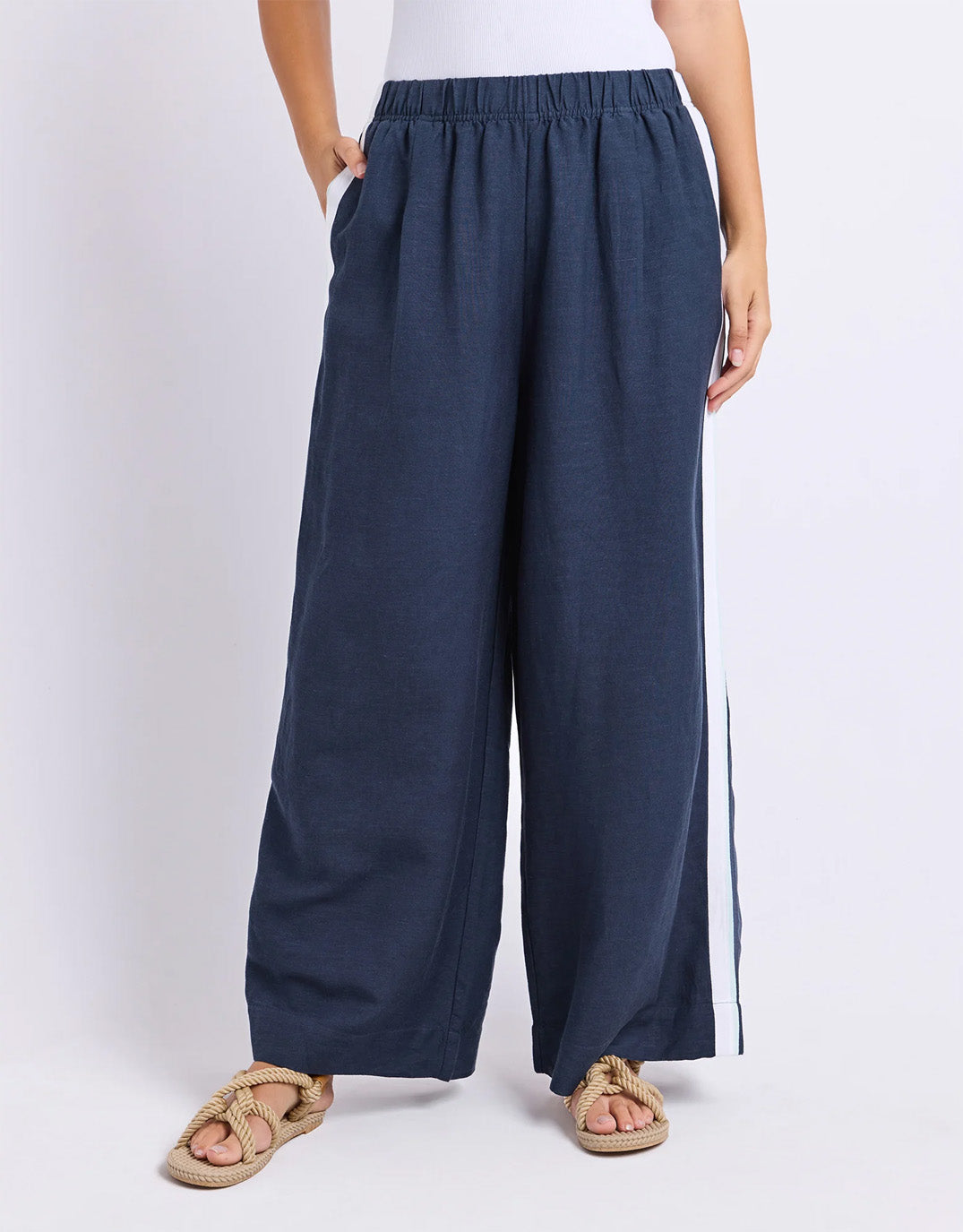 foxwood-elemental-pant-navy-womens-clothing