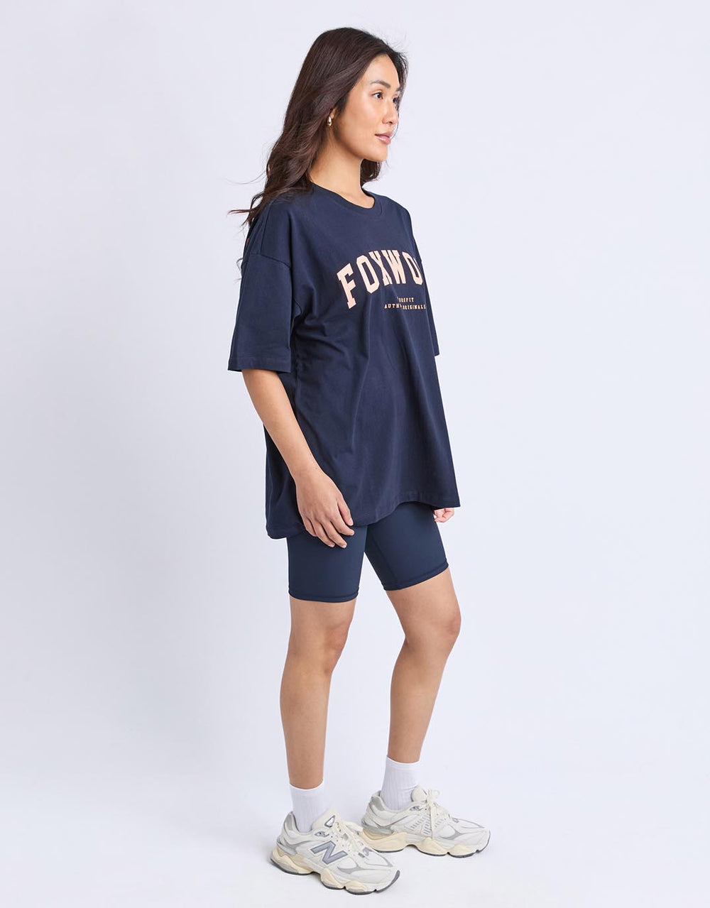 foxwood-interval-tee-navy-womens-clothing