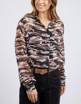 foxwood-mala-abstract-blouse-mala-abstract-womens-clothing