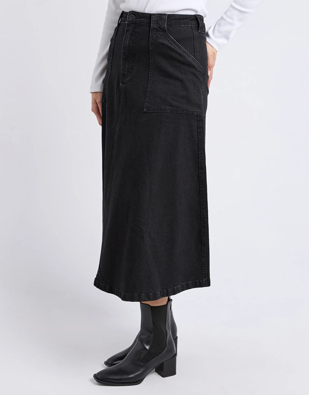 foxwood-potter-skirt-washed-black-womens-clothing