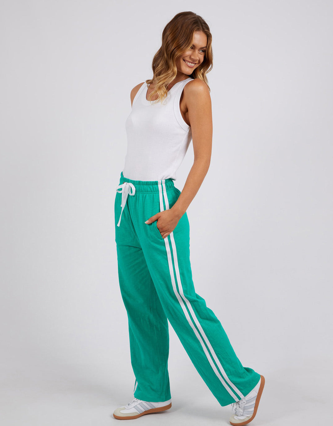 foxwood-power-pant-bright-green-womens-clothing