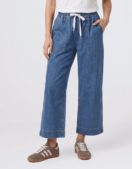 Greta Slim Leg Pant - Blue