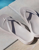 holster-islander-flip-flop-sand