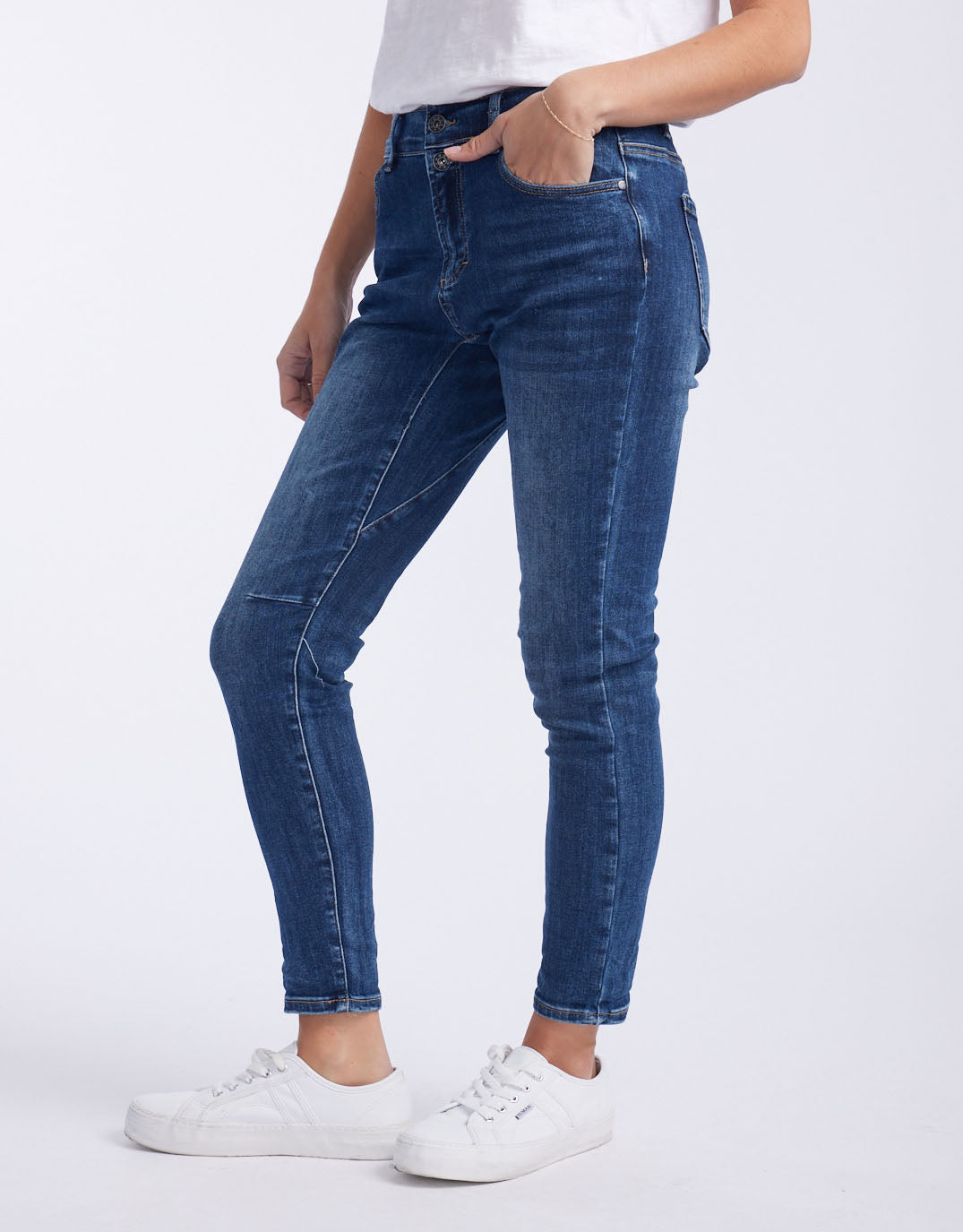 italian-star-emma-stretch-jean-dark-denim-womens-clothing