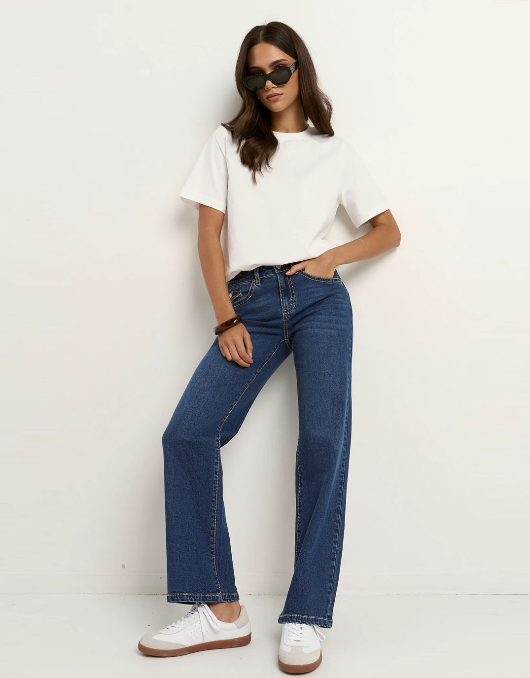 ivy-jack-hudson-mid-rise-straight-leg-jean-mid-blue-womens-clothing