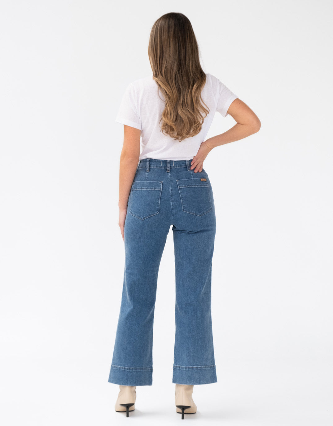 kireina-celeste-wide-leg-jeans-maison-wash-womens-clothing