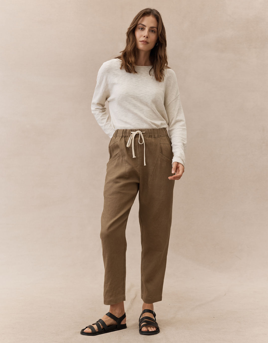 little-lies-_luxe-linen-pants-walnut-womens-clothing