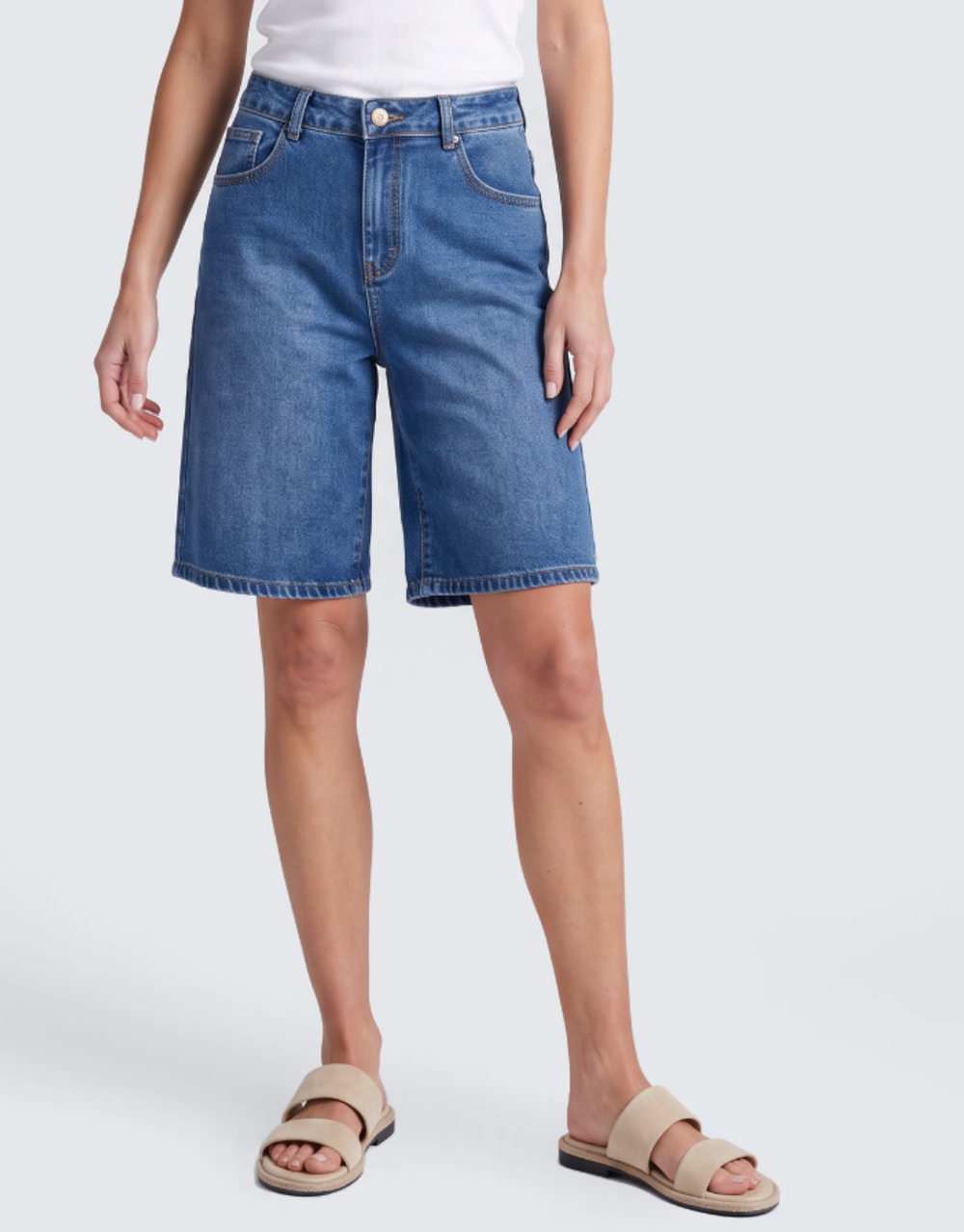 Lucie Denim Short - Mid Wash