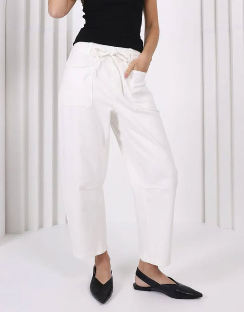 Leo Barrel Jeans - White
