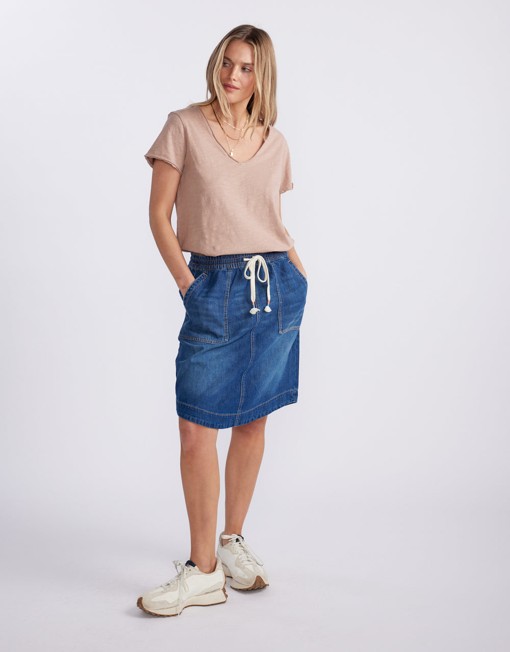Original V Neck T-Shirt - Mocha