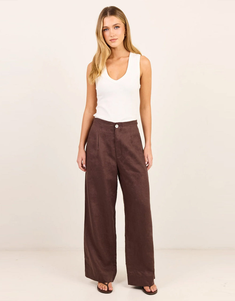 Curator Linen Pleat Front Wide Leg Pants - Dark Chocolate