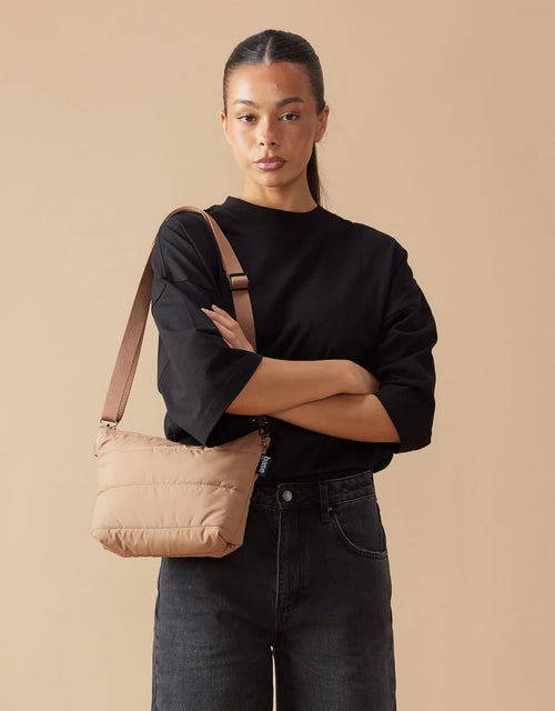Stash Base Crossbody Cloud - Hazelnut