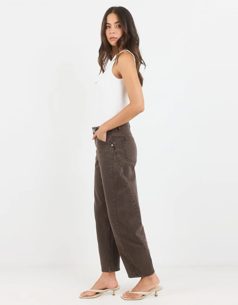 Idolise Stretch Soft Barrel Jean - Mocha