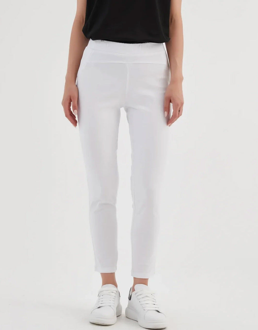 The 24/7 Bengaline Crop Pant - White