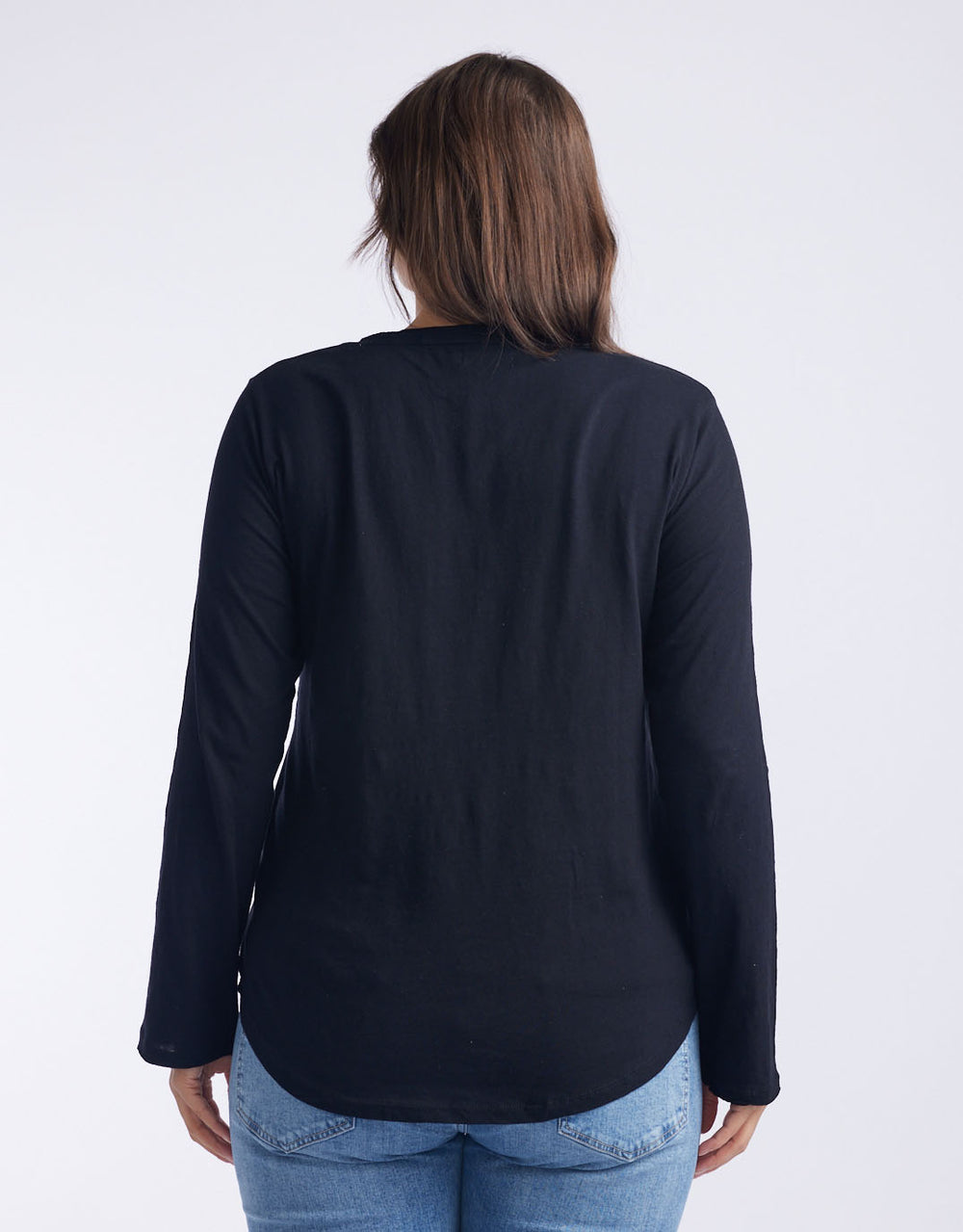 White & Co. - Original V-Neck Long Sleeve T-Shirt - Black - White & Co Living Tops