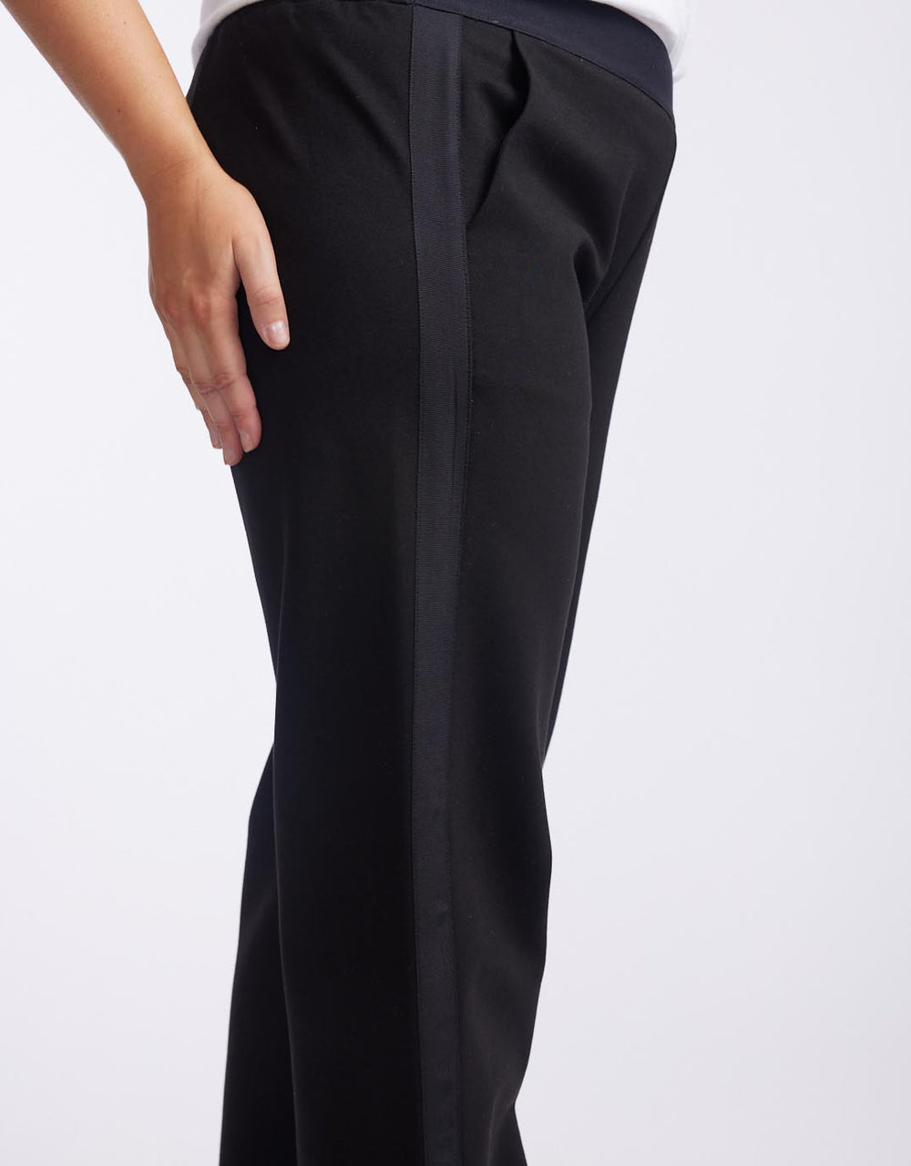 white-co-timeless-straight-leg-ponti-pant-black-on-black-womens-clothing