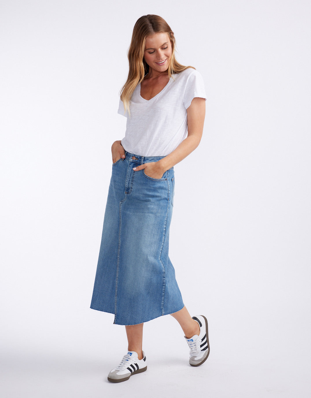 white-co-elka-denim-skirt-mid-wash-womens-clothing