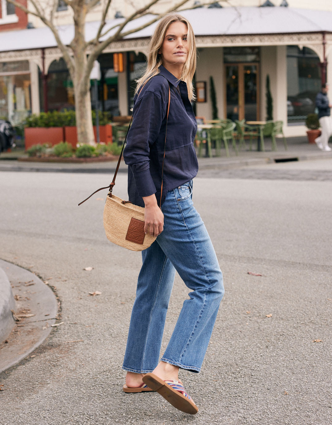 Elodie Straight Leg Jean - Mid Wash