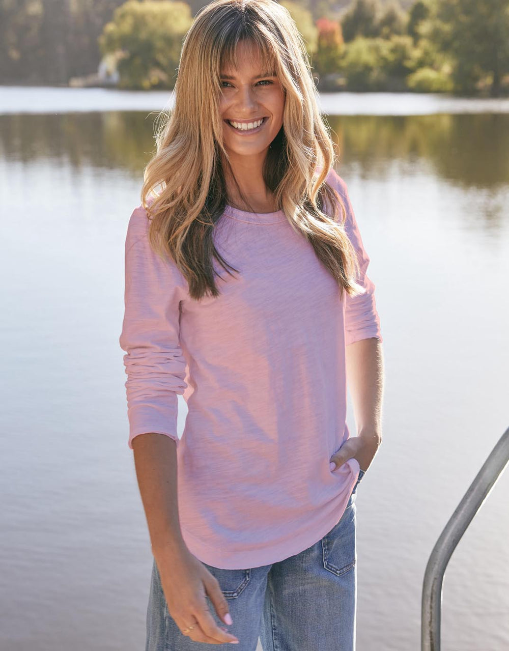 white-co-essential-scoop-hem-long-sleeve-t-shirt-dusty-rose-womens-clothing