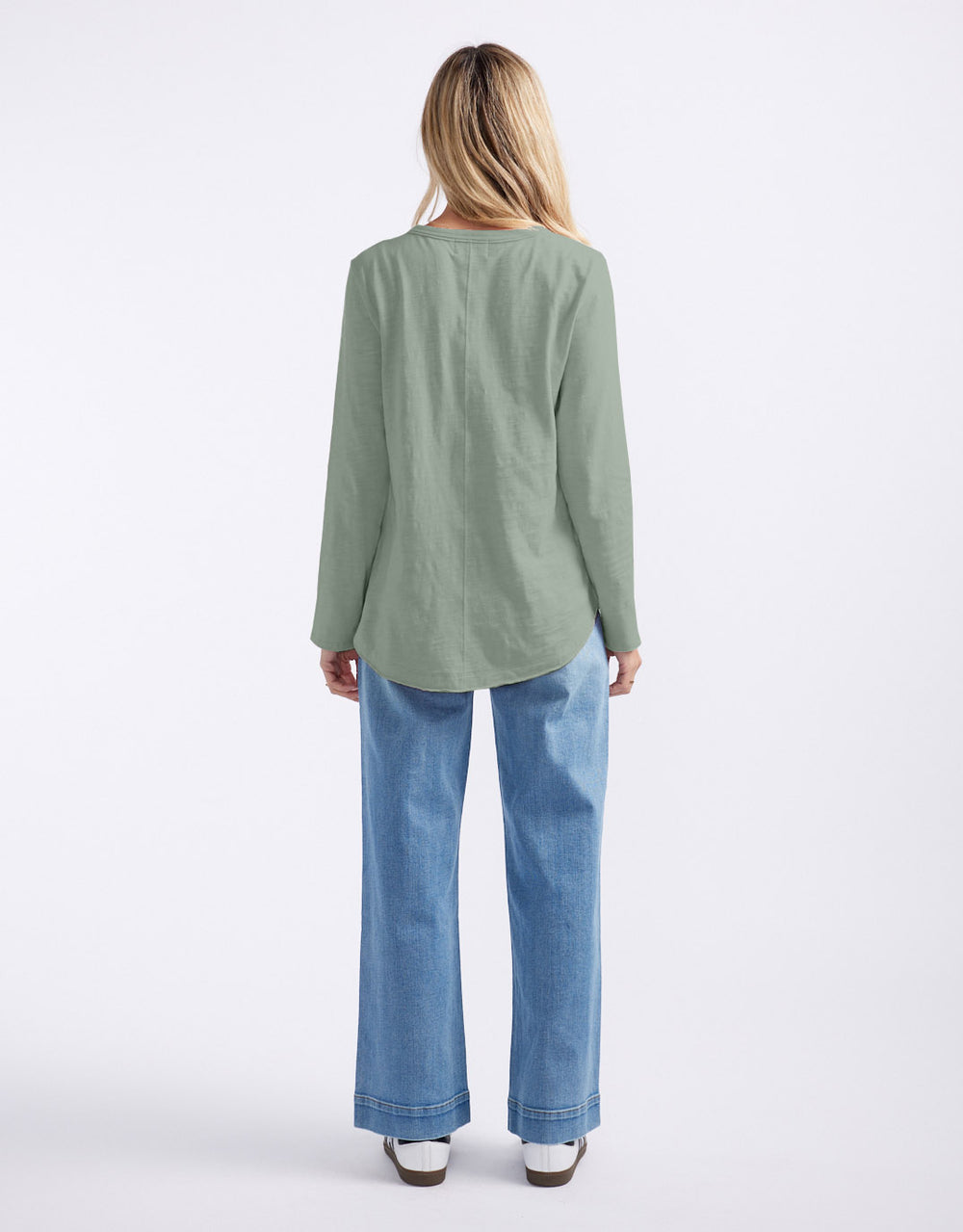 white-co-essential-scoop-hem-long-sleeve-t-shirt-sage-womens-clothing