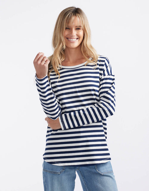 white-co-relaxed-long-sleeve-t-shirt-navy-white-womens-clothing