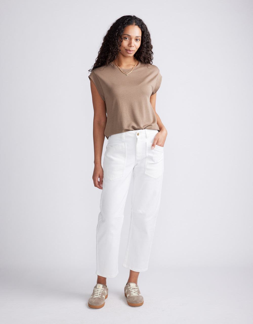 Saskia Cargo Barrel Jean - White
