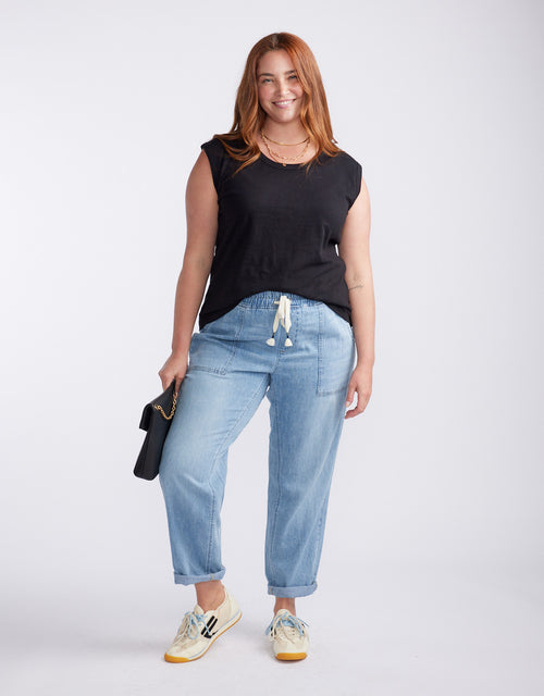 Scoop Hem Tank - Black