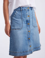 white-co-stevie-denim-skirt-mid-wash-womens-clothing