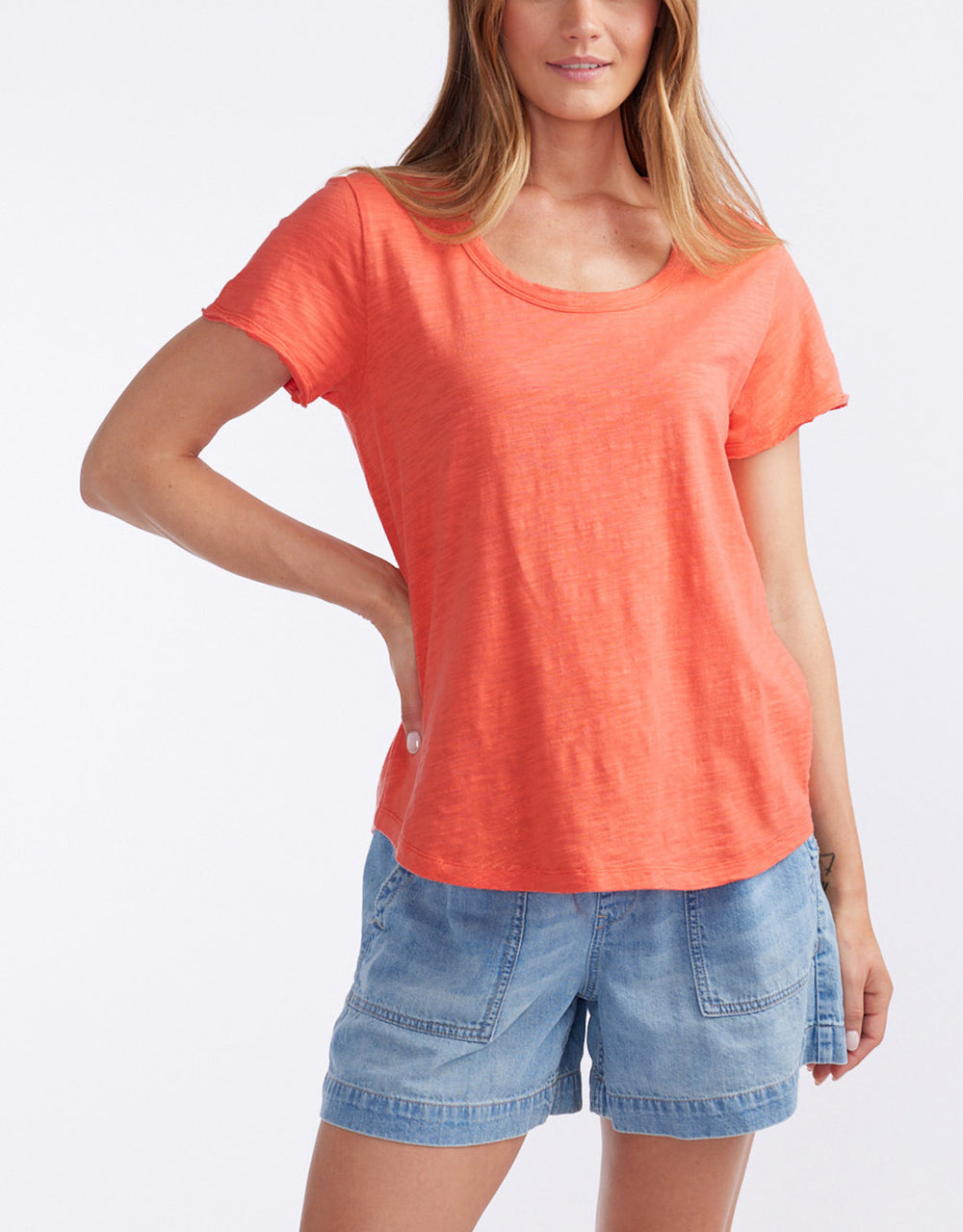 white-co-summer-round-neck-tee-sunset-melon-womens-clothing