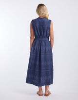white-co-the-hamptons-midi-dress-navy-broderie-womens-clothing