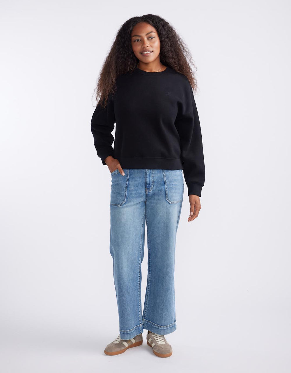 white-co-the-lounger-crew-black-womens-clothing