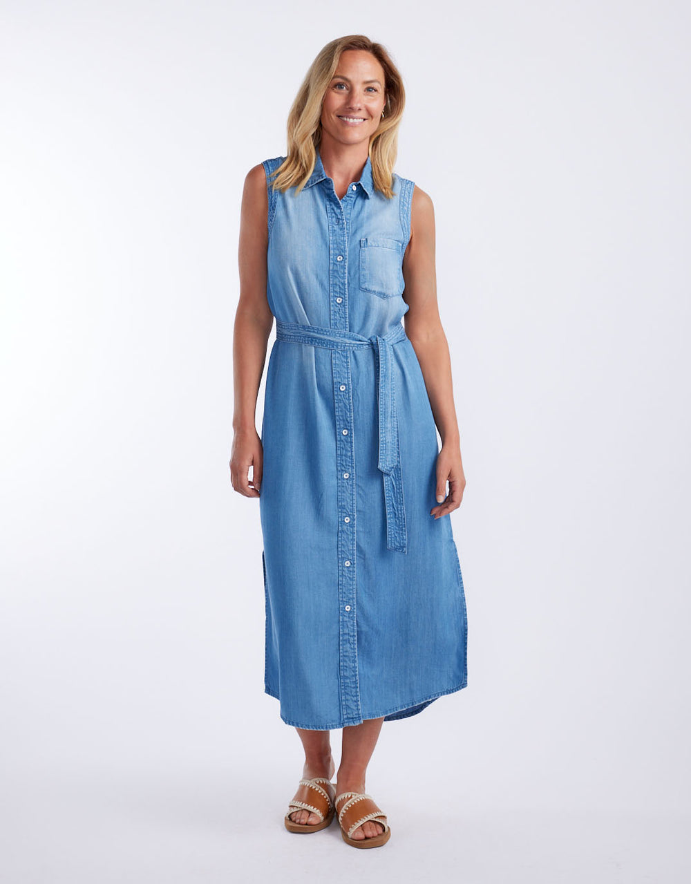 white-co-vintage-denim-sleeveless-dress-mid-wash-womens-clothing